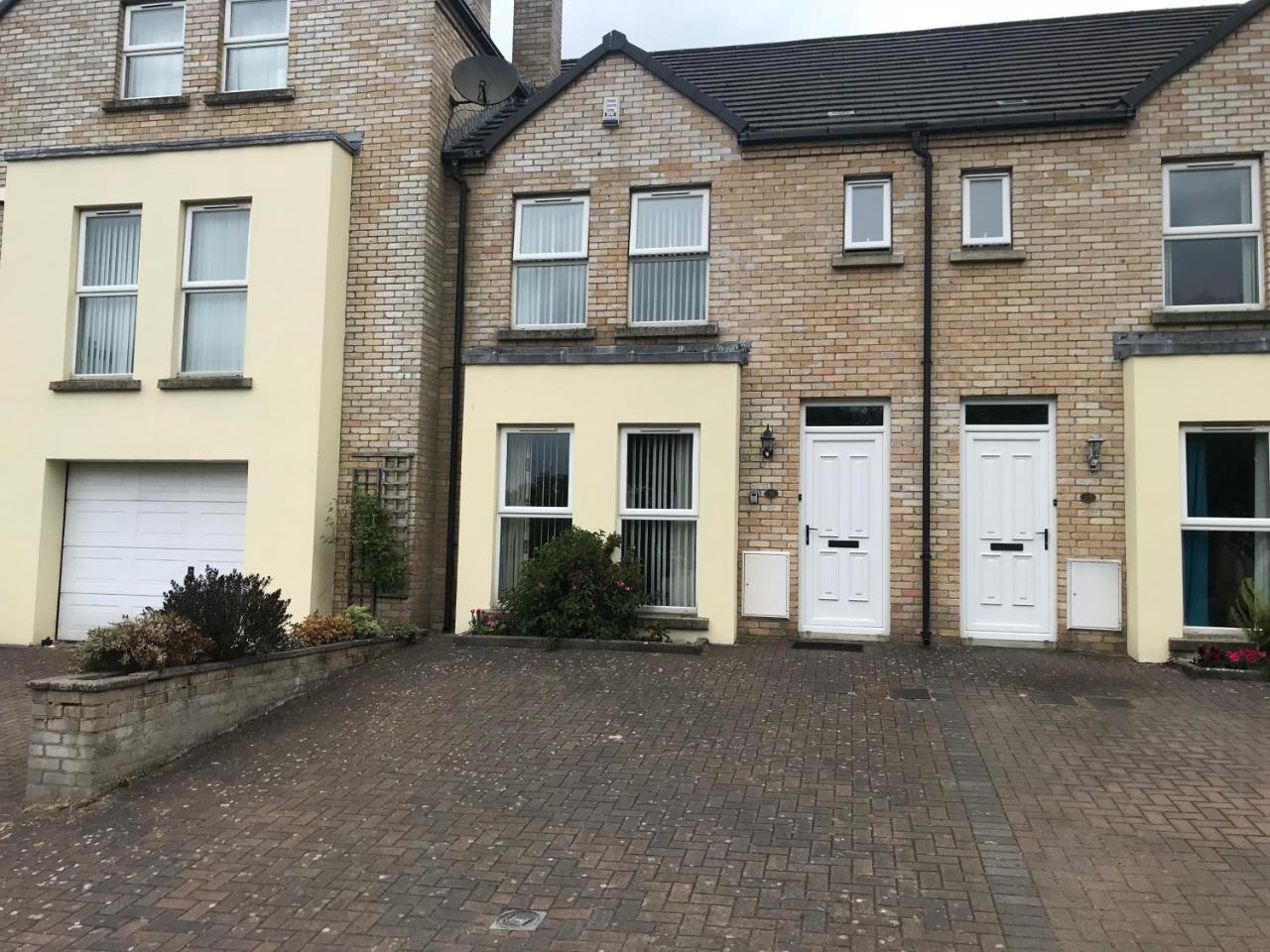 Causeway Holiday Homes Coleraine Exterior foto